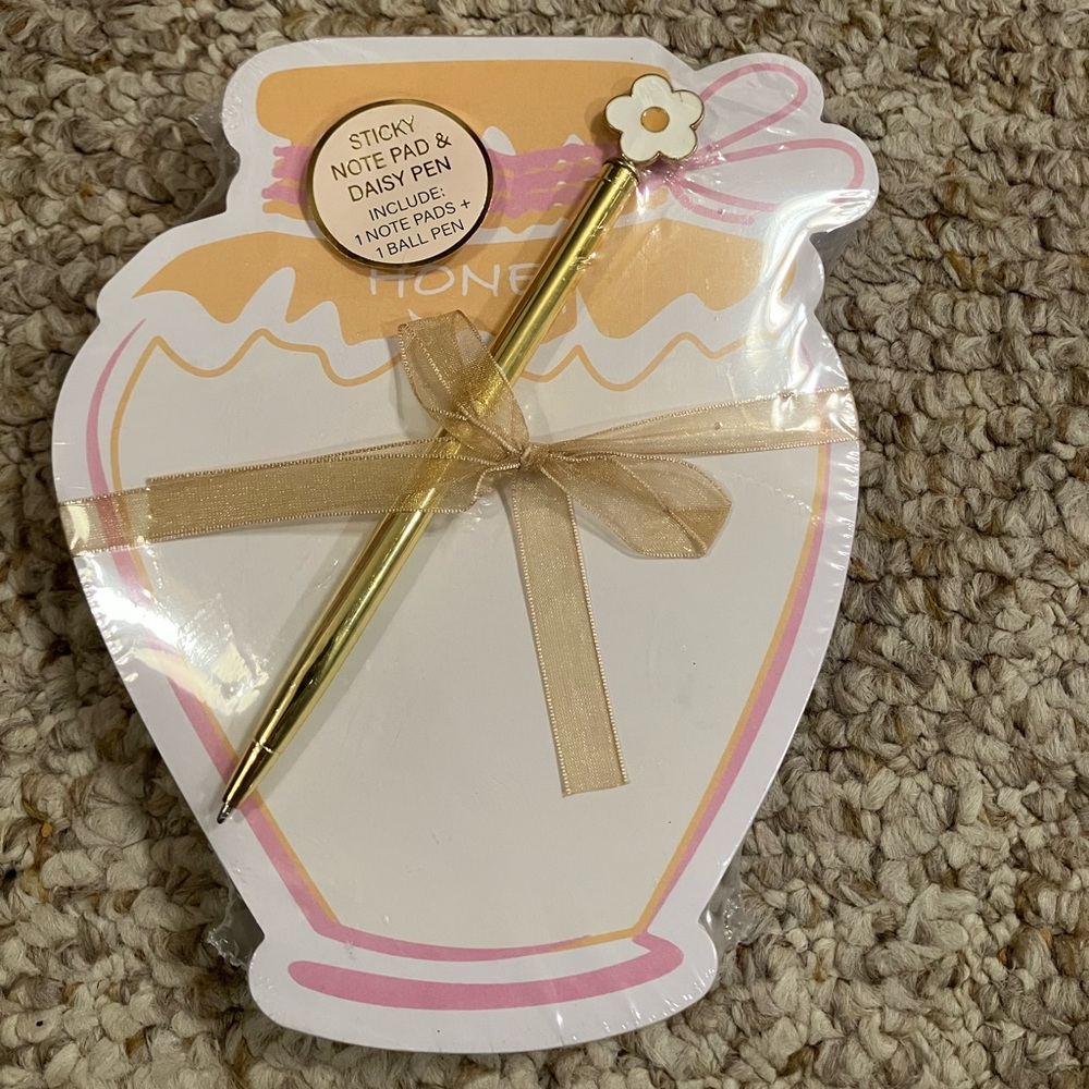 Gold and Pink Honey Sticky Note Pad with Daisy Pen
